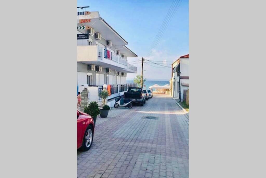 Polychrono New 2 Bedroom Apt. Just By The Sea! מראה חיצוני תמונה