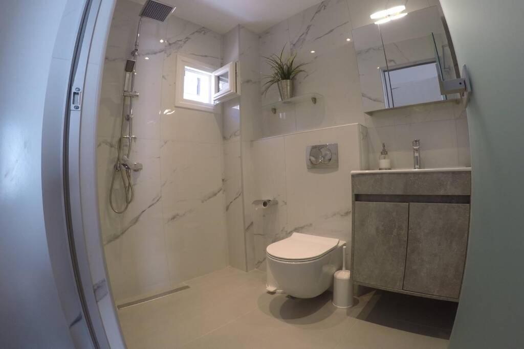 Polychrono New 2 Bedroom Apt. Just By The Sea! מראה חיצוני תמונה
