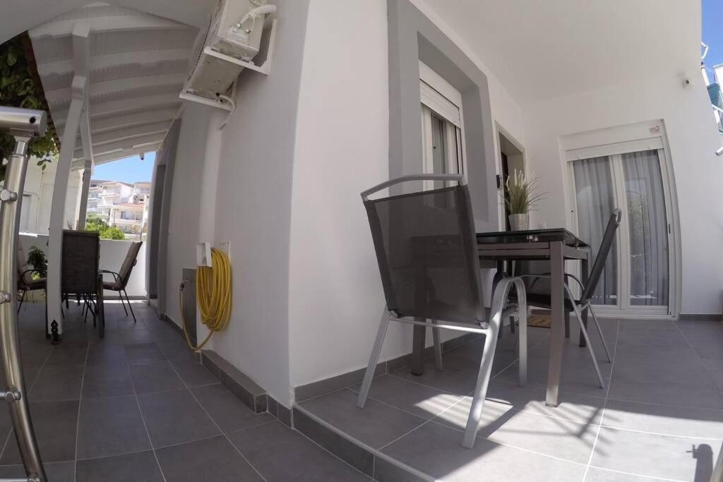 Polychrono New 2 Bedroom Apt. Just By The Sea! מראה חיצוני תמונה