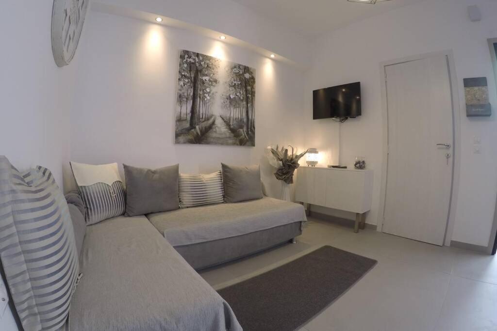 Polychrono New 2 Bedroom Apt. Just By The Sea! מראה חיצוני תמונה
